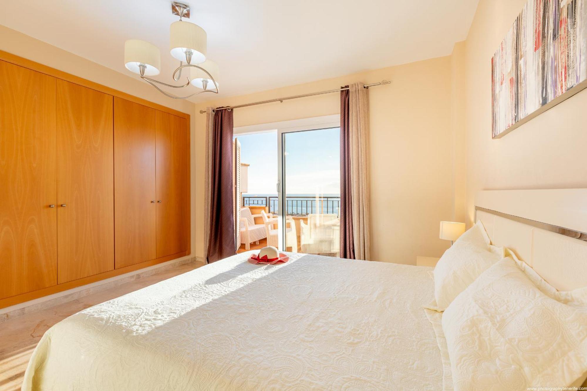 Residencial Playa De La Arena Apartment Puerto de Santiago  Phòng bức ảnh