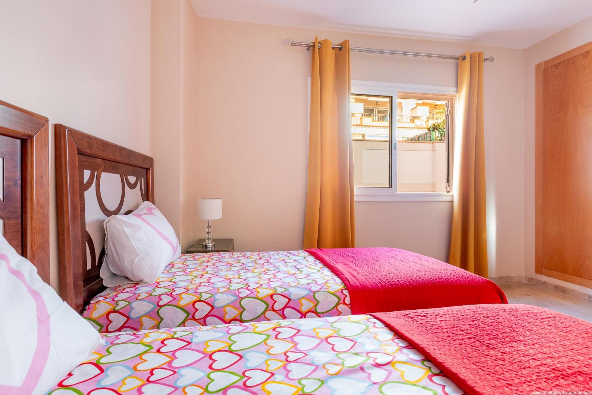 Residencial Playa De La Arena Apartment Puerto de Santiago  Phòng bức ảnh